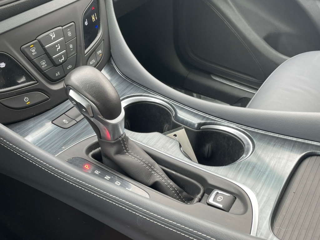 Buick Envision FWD 4dr Essence 2019