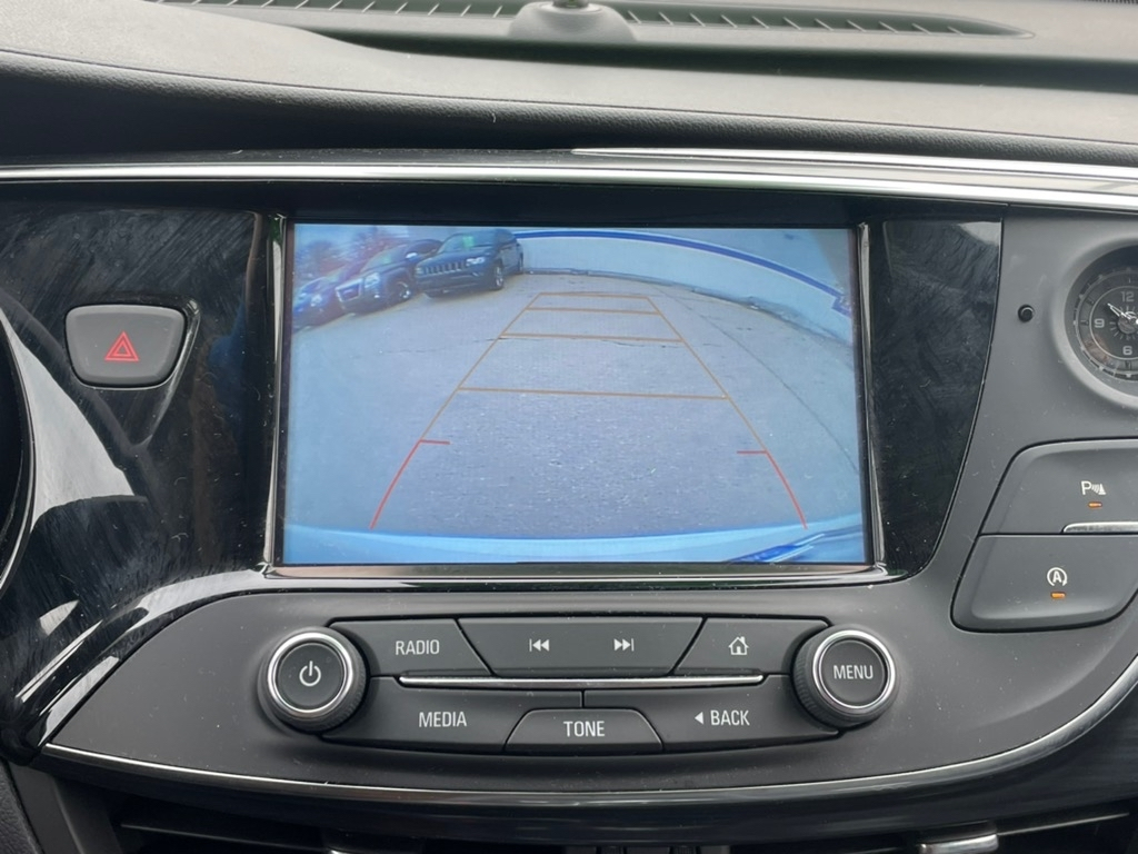 Buick Envision FWD 4dr Essence 2019