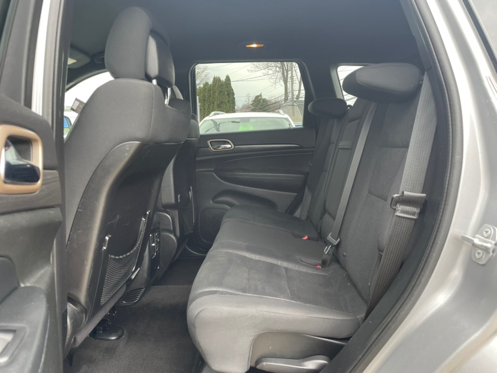 Jeep Grand Cherokee RWD 4dr Laredo 2015