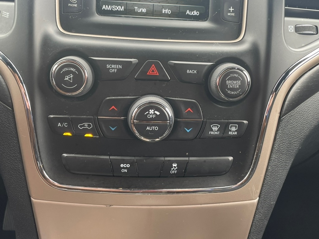 Jeep Grand Cherokee RWD 4dr Laredo 2015