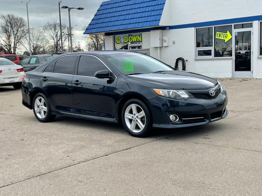 Toyota Camry 2014.5 4dr Sdn I4 Auto SE Sport (Natl) 2014