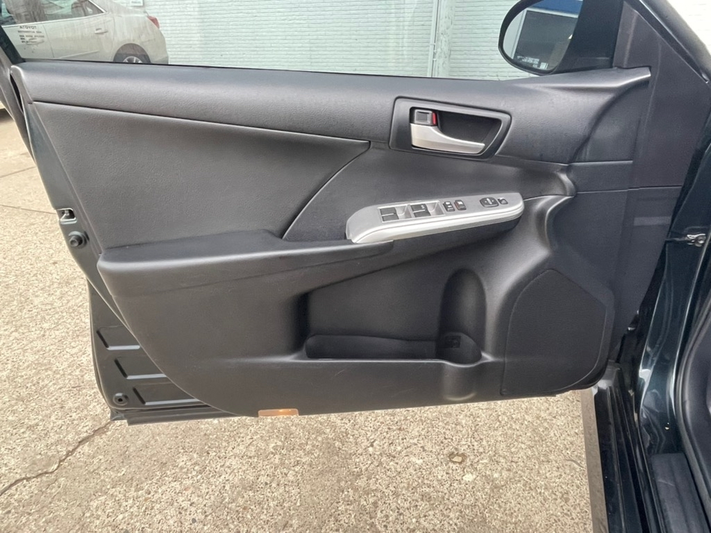 Toyota Camry 2014.5 4dr Sdn I4 Auto SE Sport (Natl) 2014