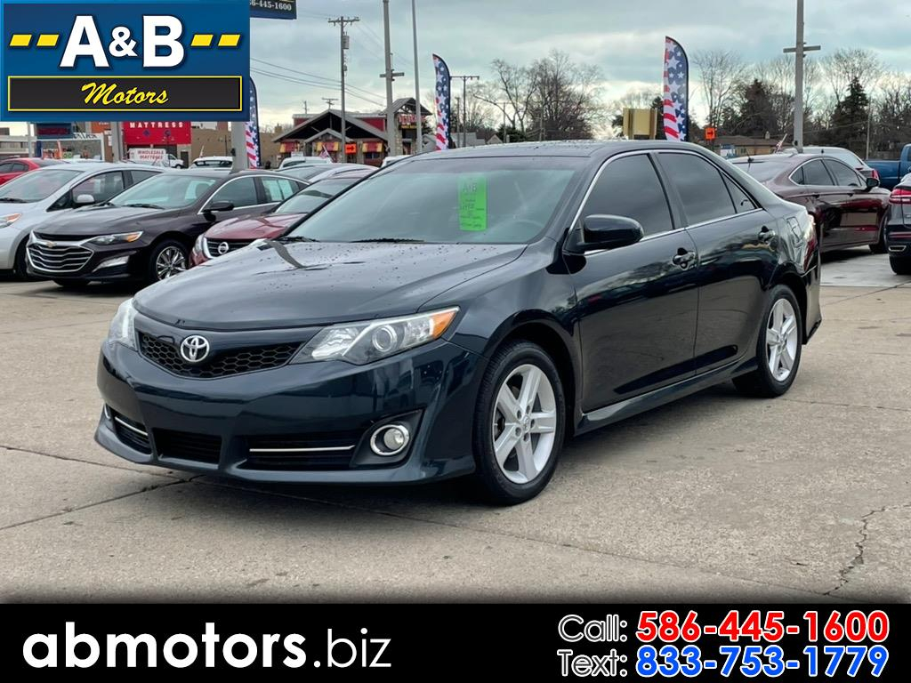 Toyota Camry 2014.5 4dr Sdn I4 Auto SE Sport (Natl) 2014