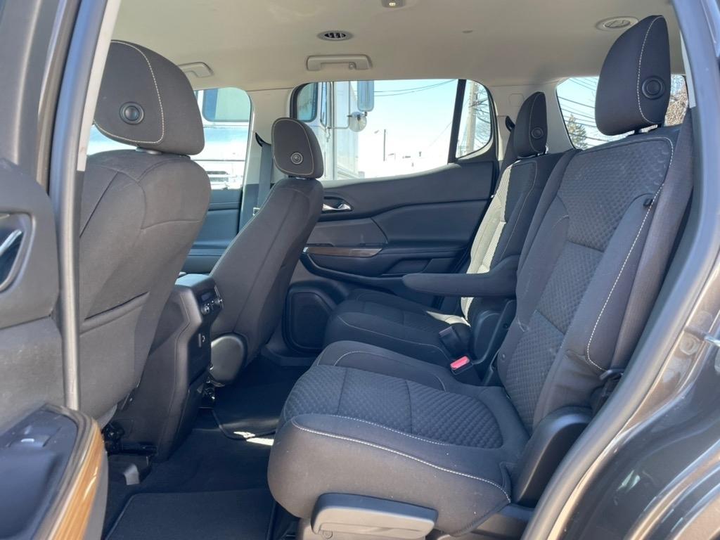 GMC Acadia FWD 4dr SLE w/SLE-2 2019