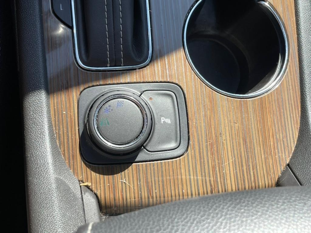 GMC Acadia FWD 4dr SLE w/SLE-2 2019