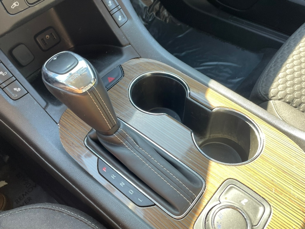 GMC Acadia FWD 4dr SLE w/SLE-2 2019