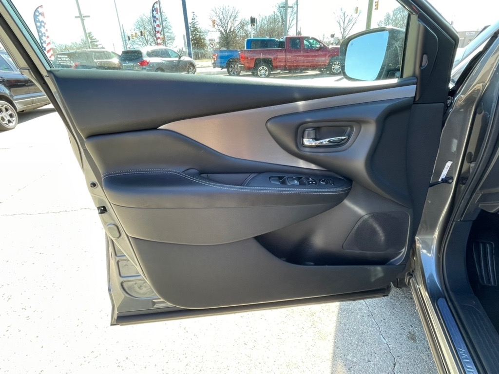 Nissan Murano FWD SV 2020