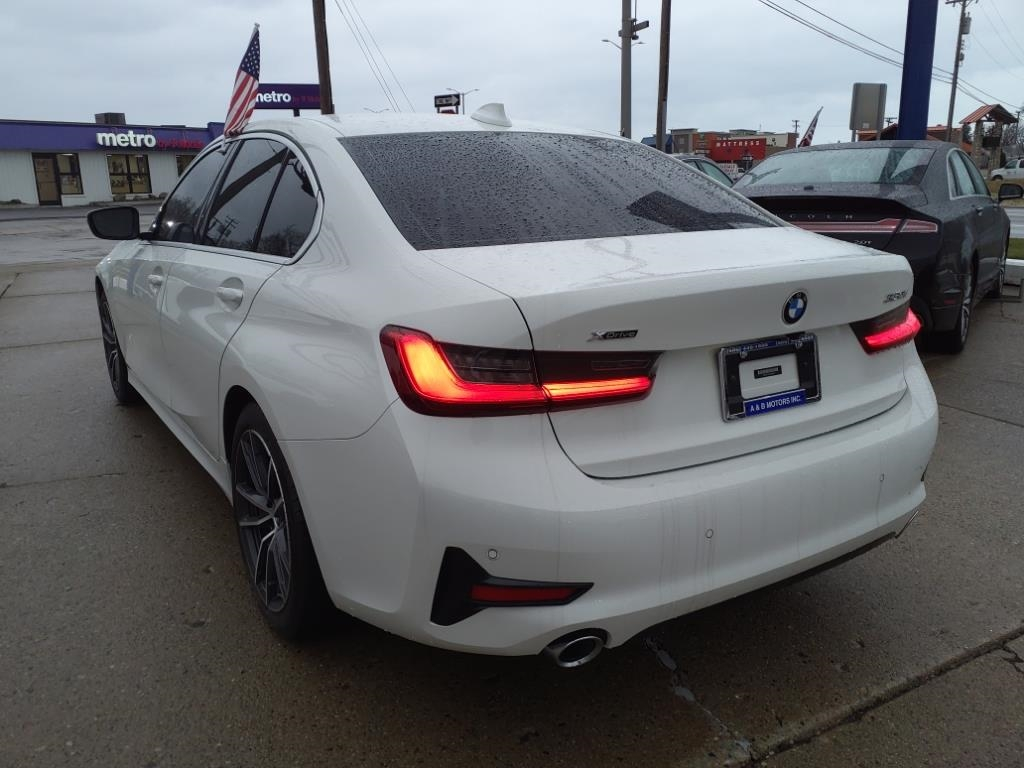 BMW 3 Series 330i xDrive Sedan North America 2020