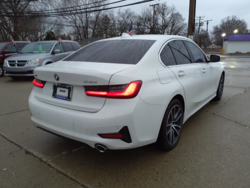 BMW 3 Series 330i xDrive Sedan North America 2020