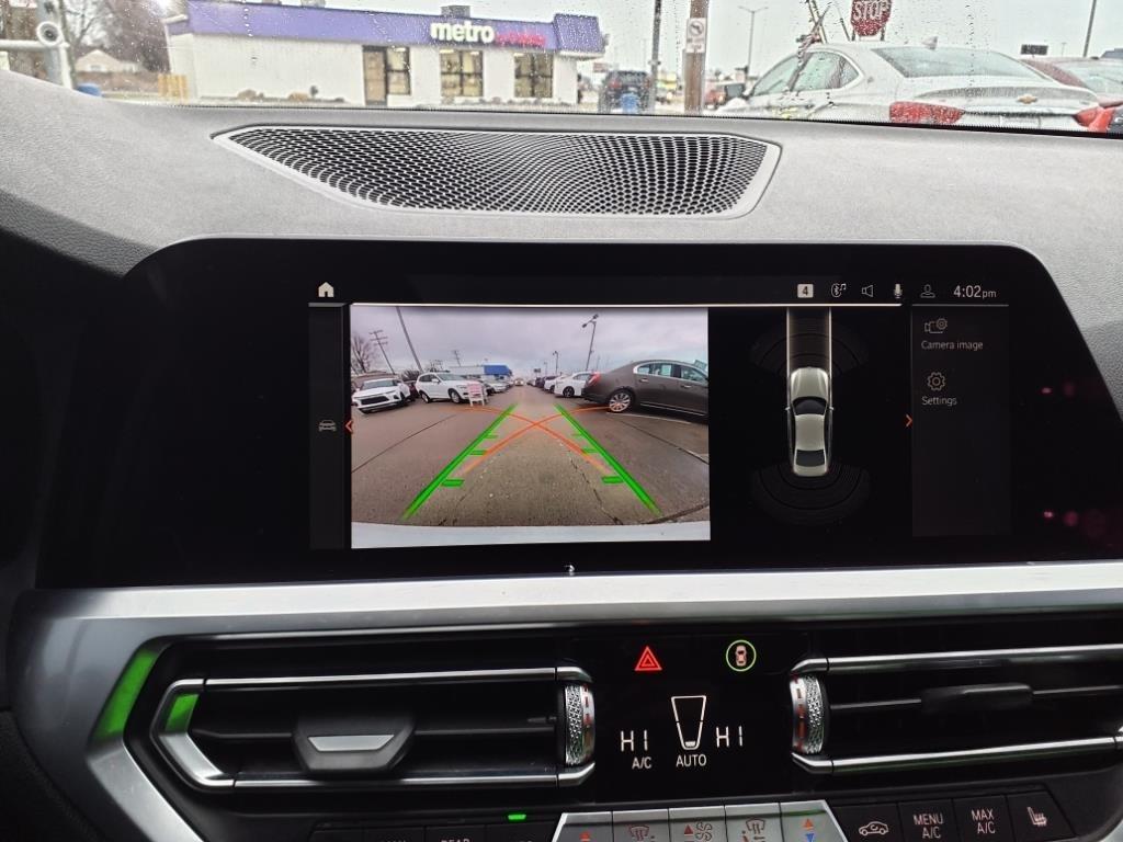 BMW 3 Series 330i xDrive Sedan North America 2020