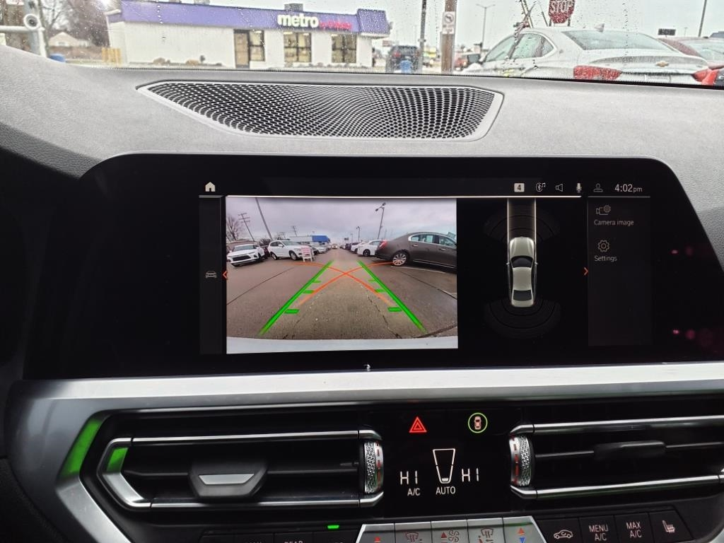 BMW 3 Series 330i xDrive Sedan North America 2020