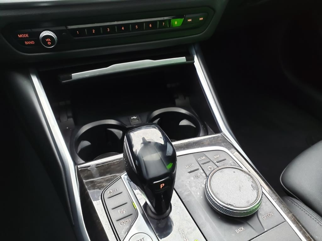 BMW 3 Series 330i xDrive Sedan North America 2020