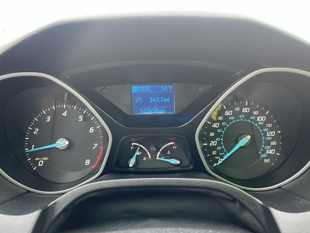 Ford Focus 4dr Sdn S 2012