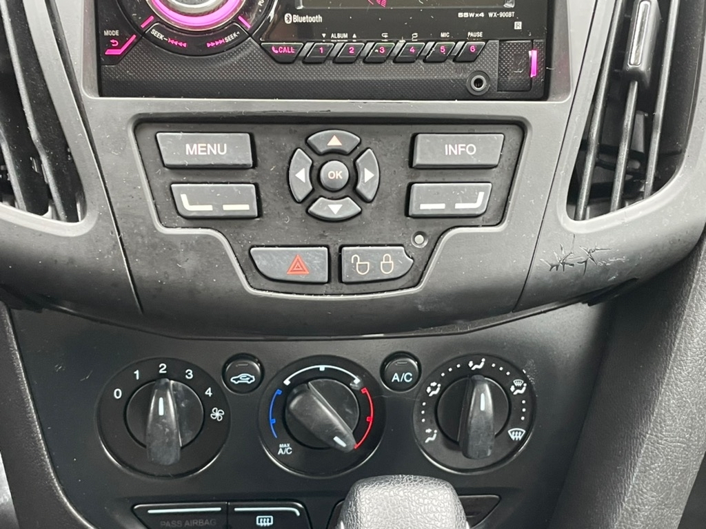 Ford Focus 4dr Sdn S 2012