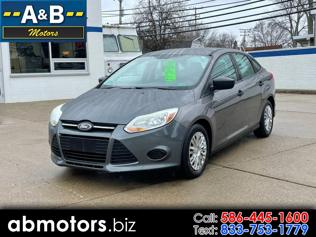 Ford Focus 4dr Sdn S 2012