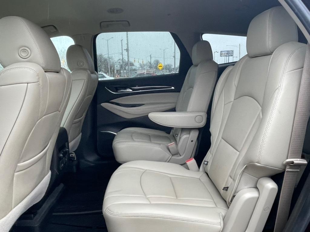 Buick Enclave FWD 4dr Essence 2019