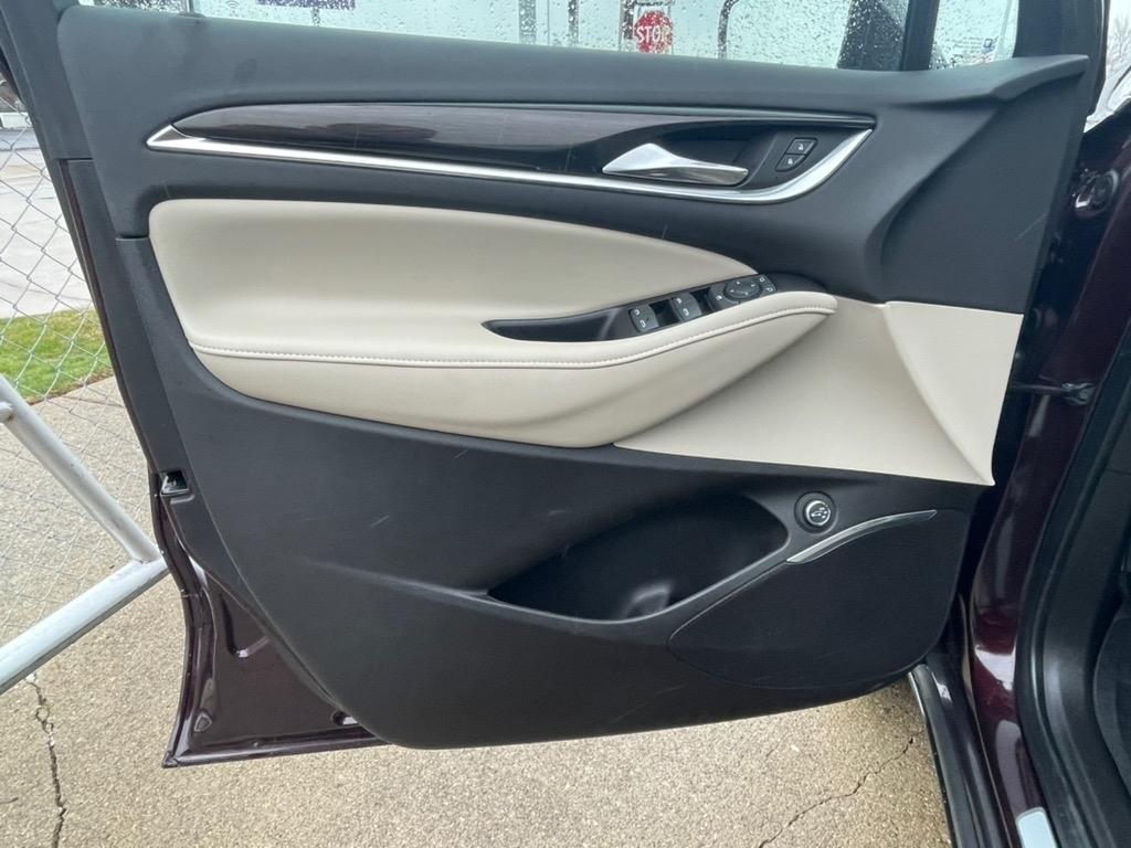 Buick Enclave FWD 4dr Essence 2019