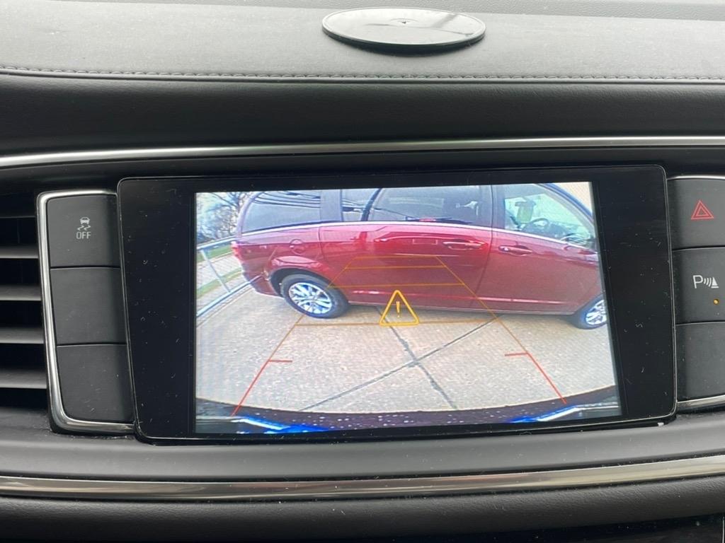 Buick Enclave FWD 4dr Essence 2019