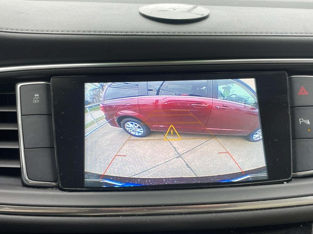 Buick Enclave FWD 4dr Essence 2019