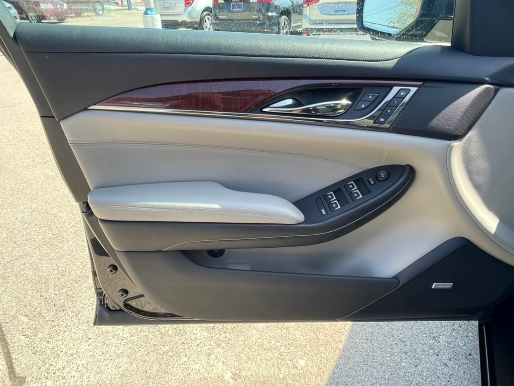 Cadillac CTS Sedan 4dr Sdn 2.0L Turbo Luxury AWD 2014