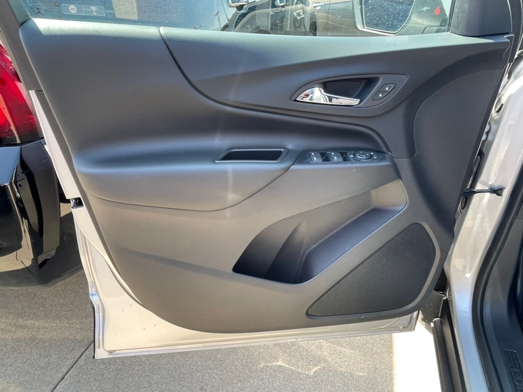 Chevrolet Equinox FWD 4dr LT w/2FL 2019