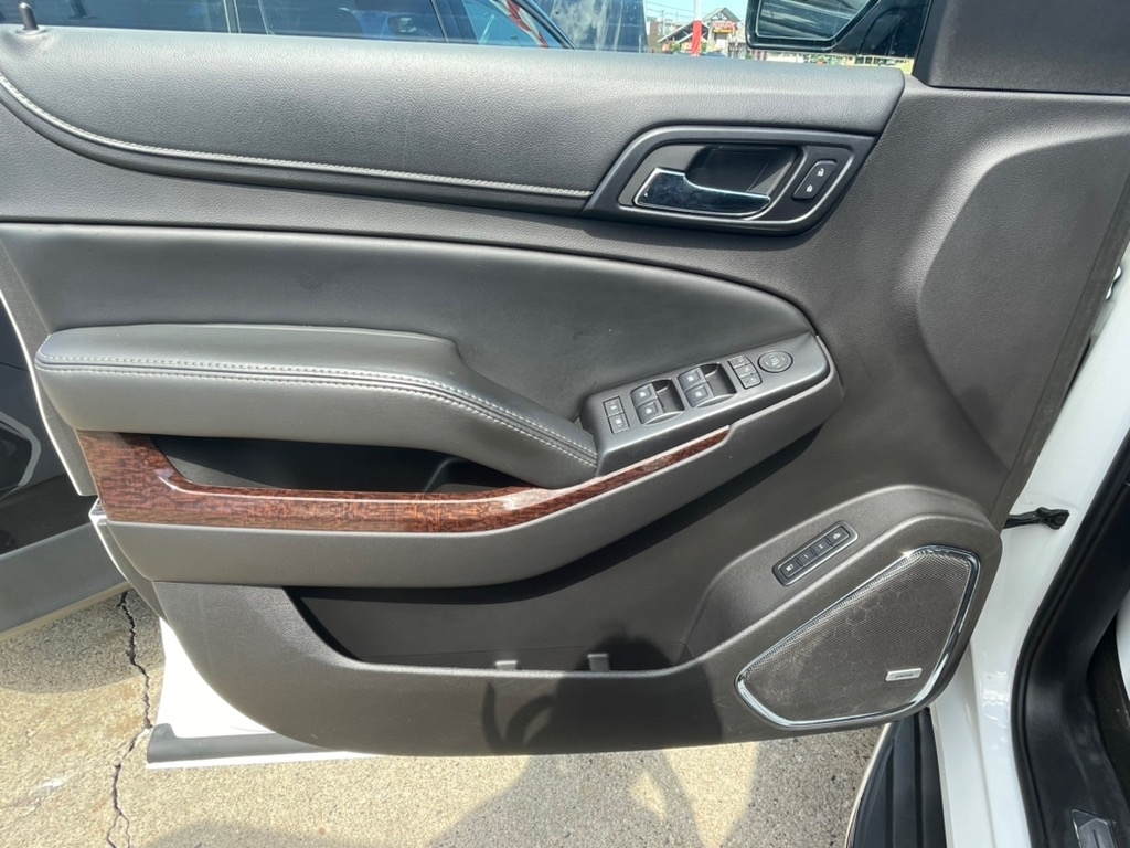 GMC Yukon 4WD 4dr SLT 2015