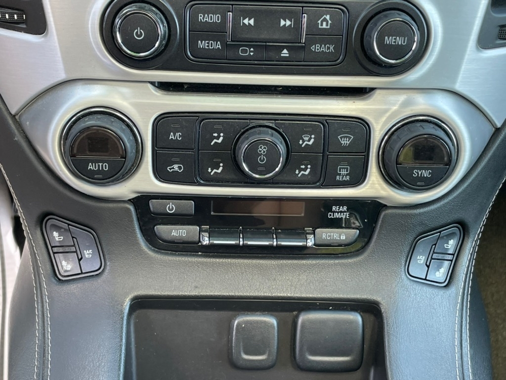 GMC Yukon 4WD 4dr SLT 2015