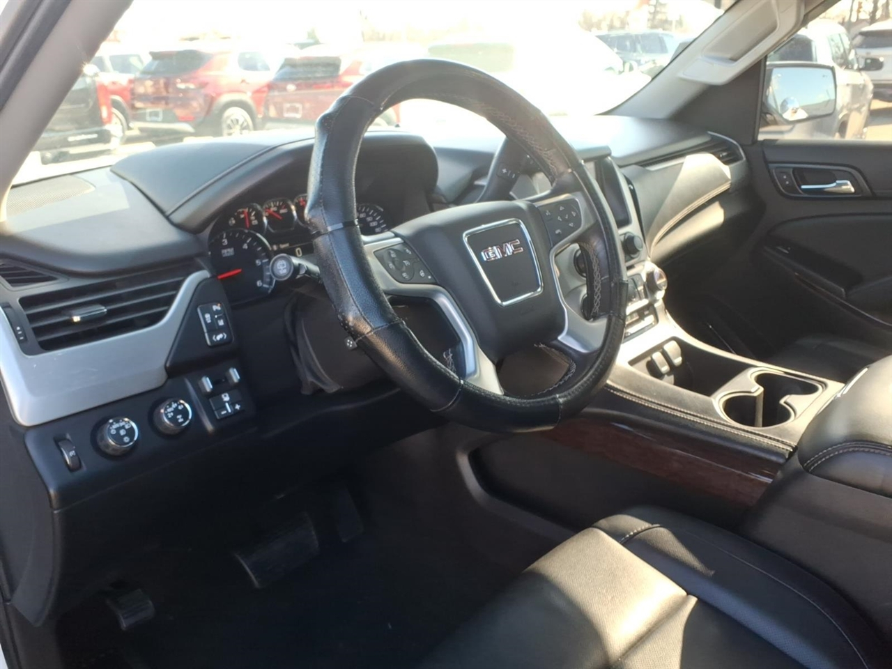 GMC Yukon 4WD 4dr SLT 2015