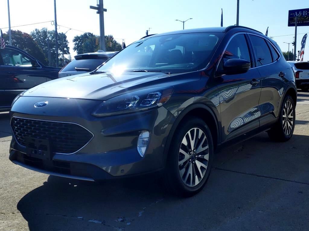 Ford Escape Titanium AWD 2020
