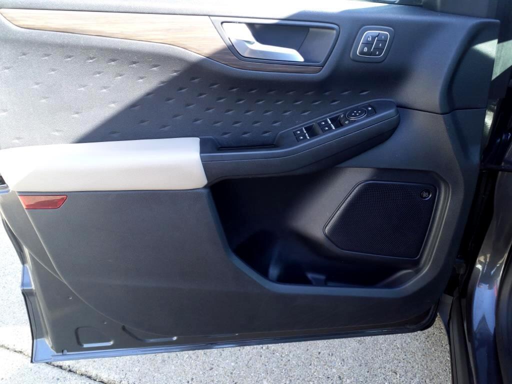 Ford Escape Titanium AWD 2020