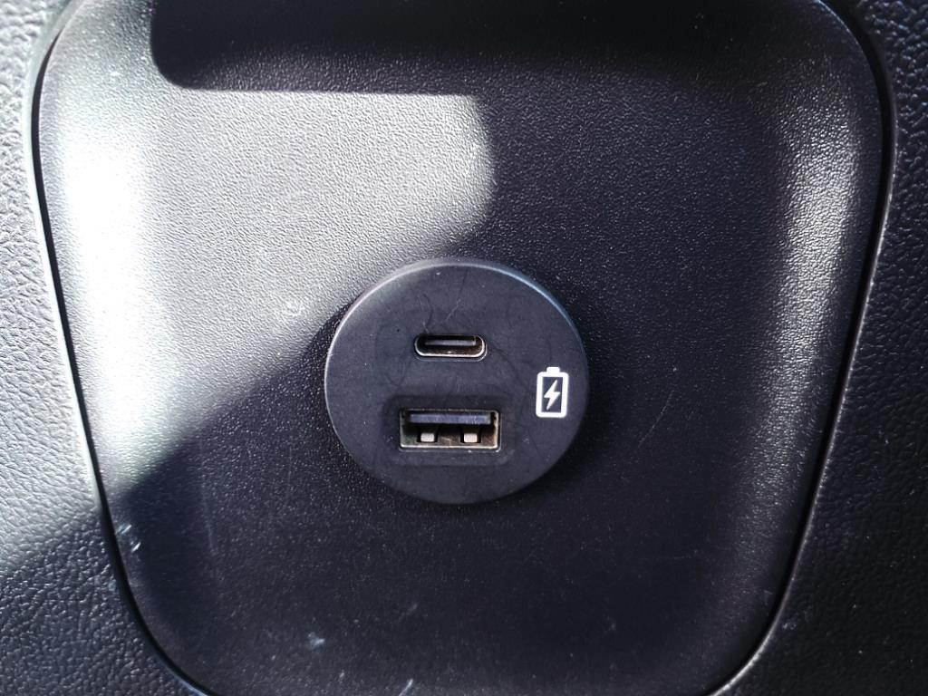 Ford Escape photo 10