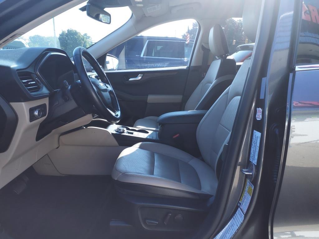 Ford Escape Titanium AWD 2020