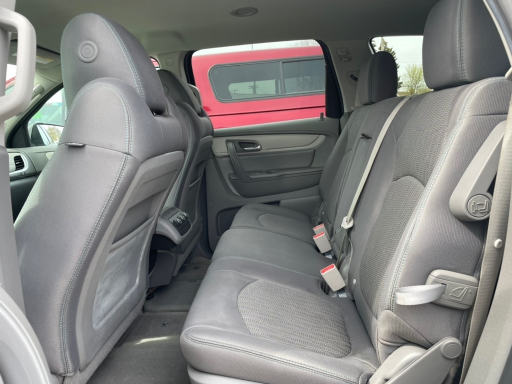 Chevrolet Traverse FWD 4dr LS w/1LS 2017