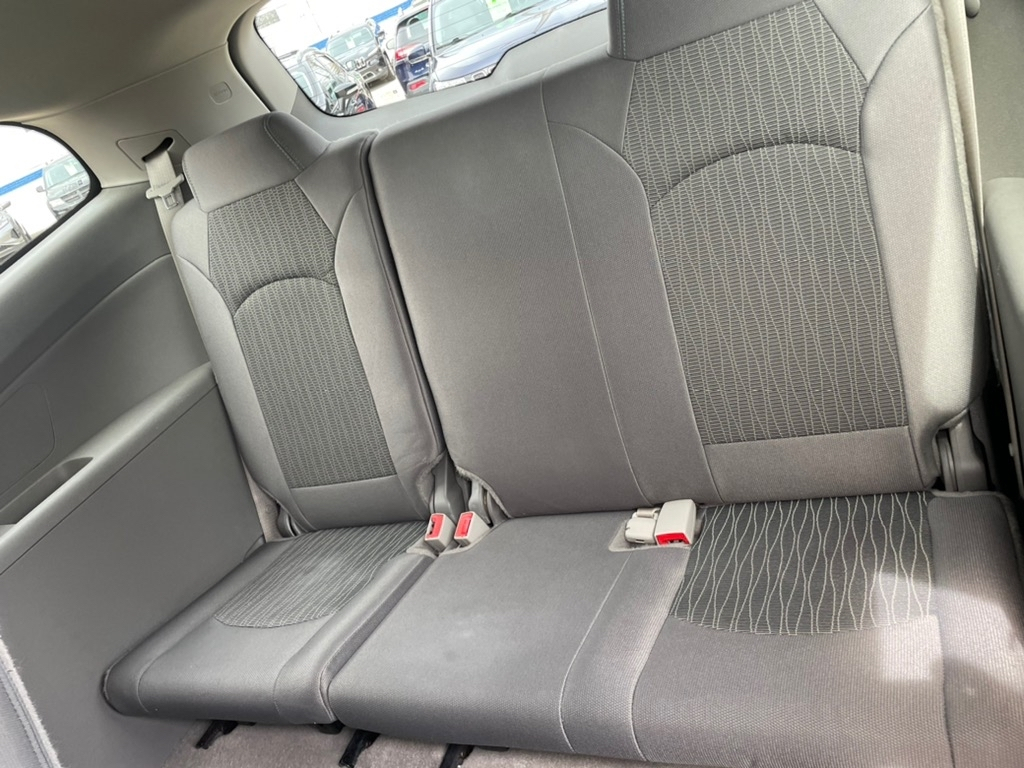 Chevrolet Traverse FWD 4dr LS w/1LS 2017