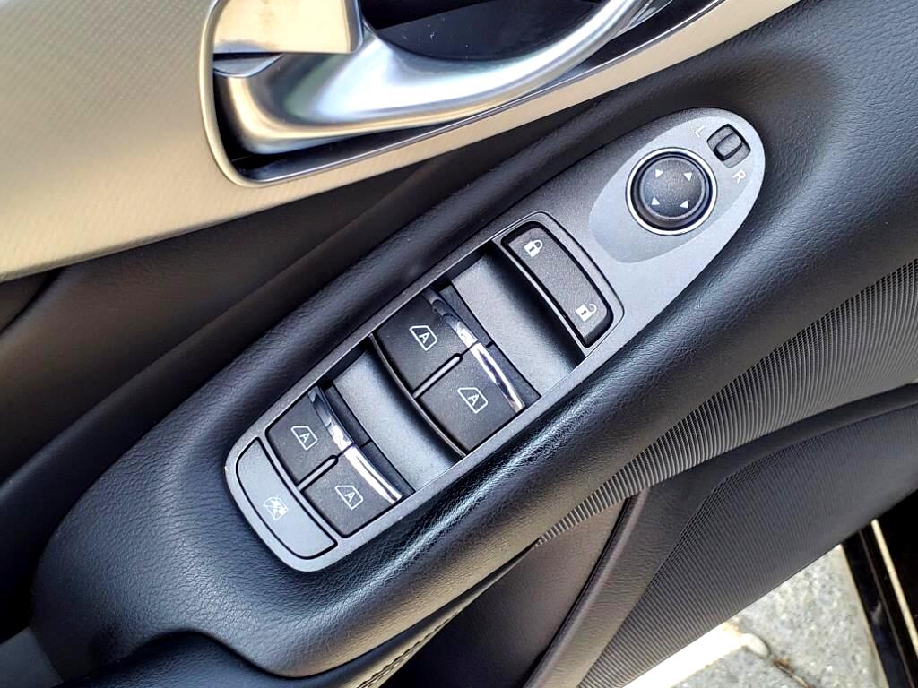 Infiniti Q50 3.0t LUXE AWD 2021