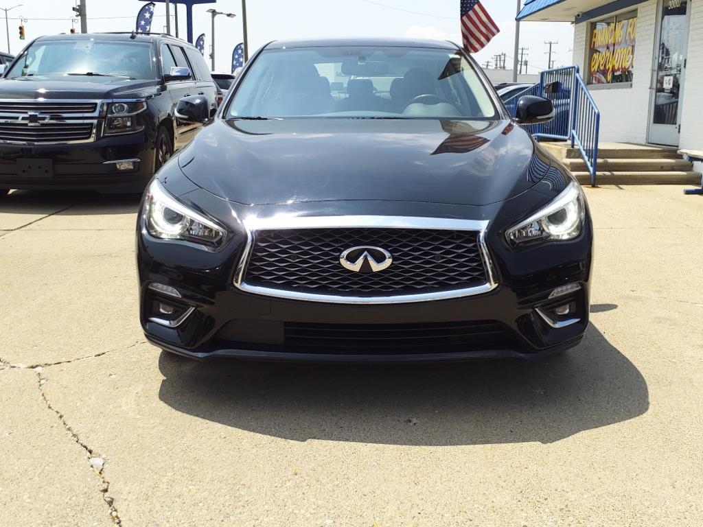 Infiniti Q50 3.0t LUXE AWD 2021