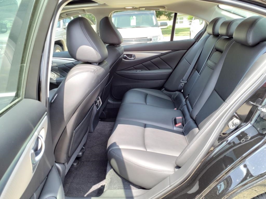 Infiniti Q50 3.0t LUXE AWD 2021