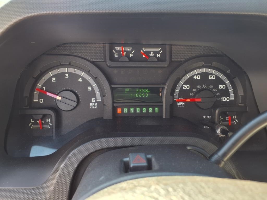 Ford Econoline Commercial Cutaway E-350 Super Duty 138" DRW 2016