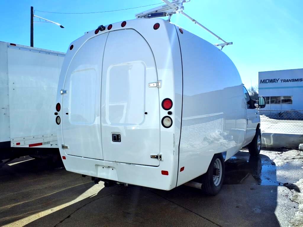 Ford Econoline Commercial Cutaway E-350 Super Duty 138" DRW 2016
