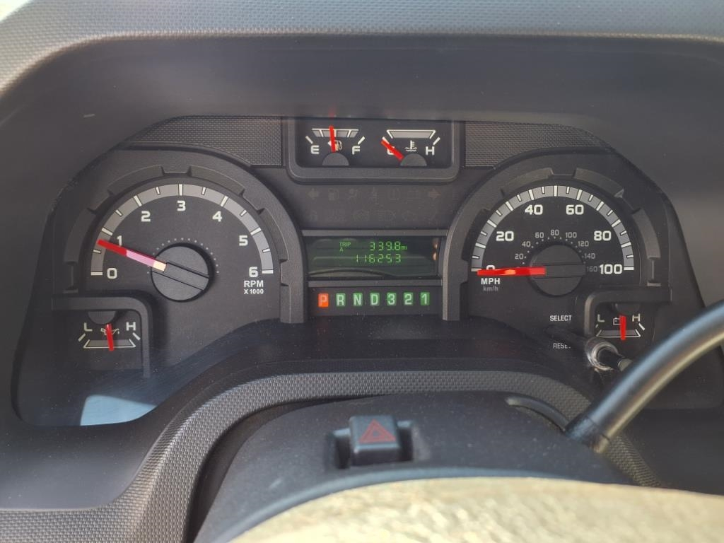 Ford Econoline Commercial Cutaway E-350 Super Duty 138" DRW 2016