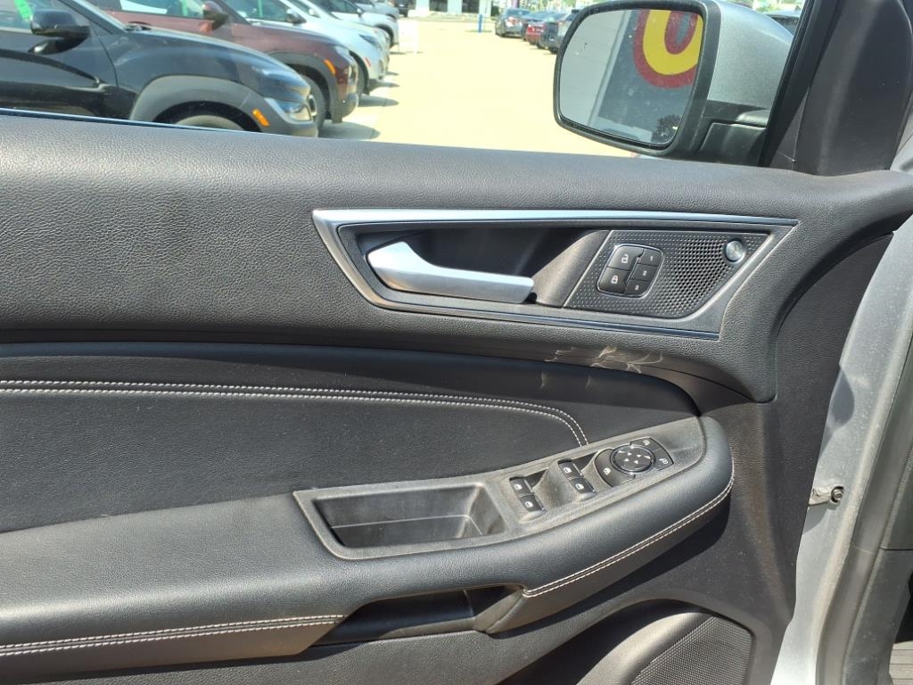 Ford Edge Titanium AWD 2021 Ford Edge Titanium AWD 2021