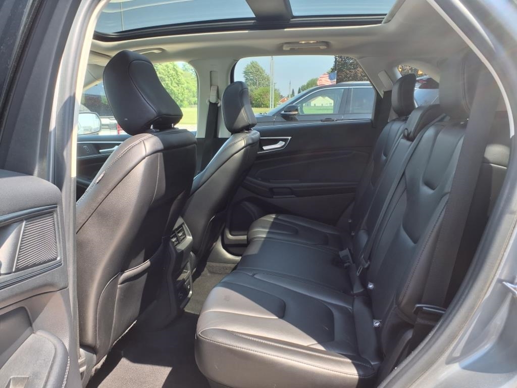 Ford Edge Titanium AWD 2021 Ford Edge Titanium AWD 2021