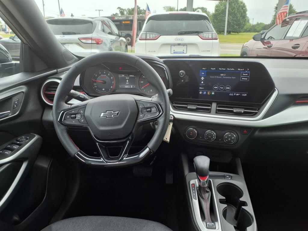 Chevrolet Trax FWD 4dr 1RS 2024 Chevrolet Trax FWD 4dr 1RS 2024