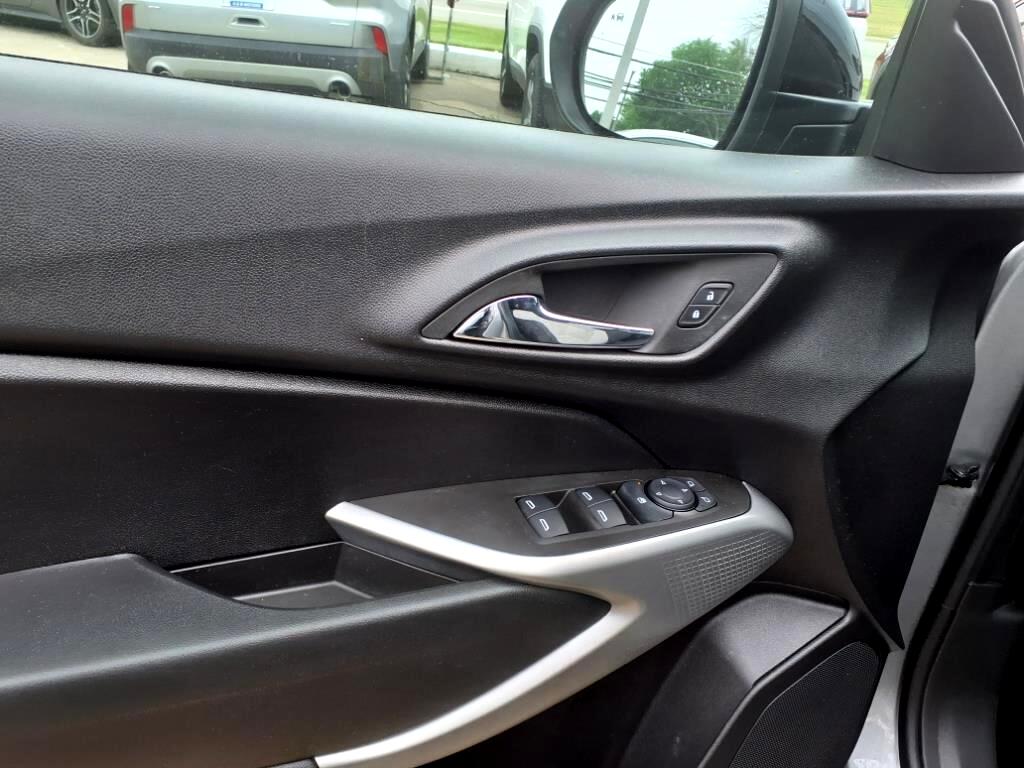 Chevrolet Trax FWD 4dr 1RS 2024