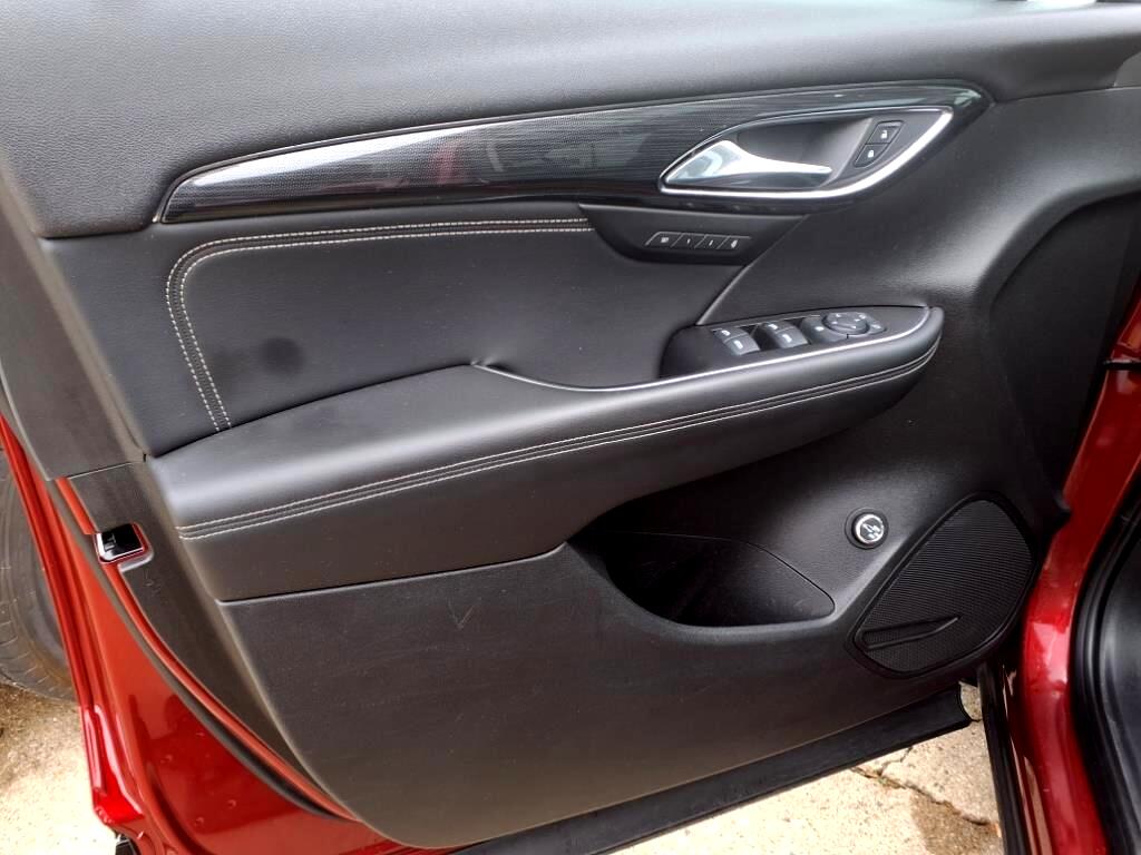 Buick Envision FWD 4dr Essence 2023