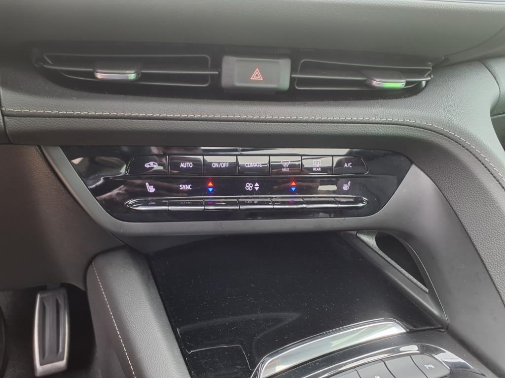 Buick Envision FWD 4dr Essence 2023