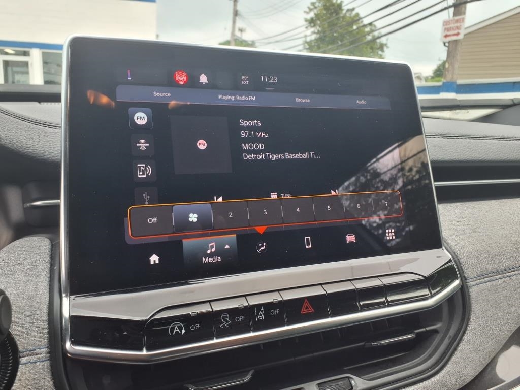 Jeep Compass Latitude 4x4 2024 Jeep Compass Latitude 4x4 2024