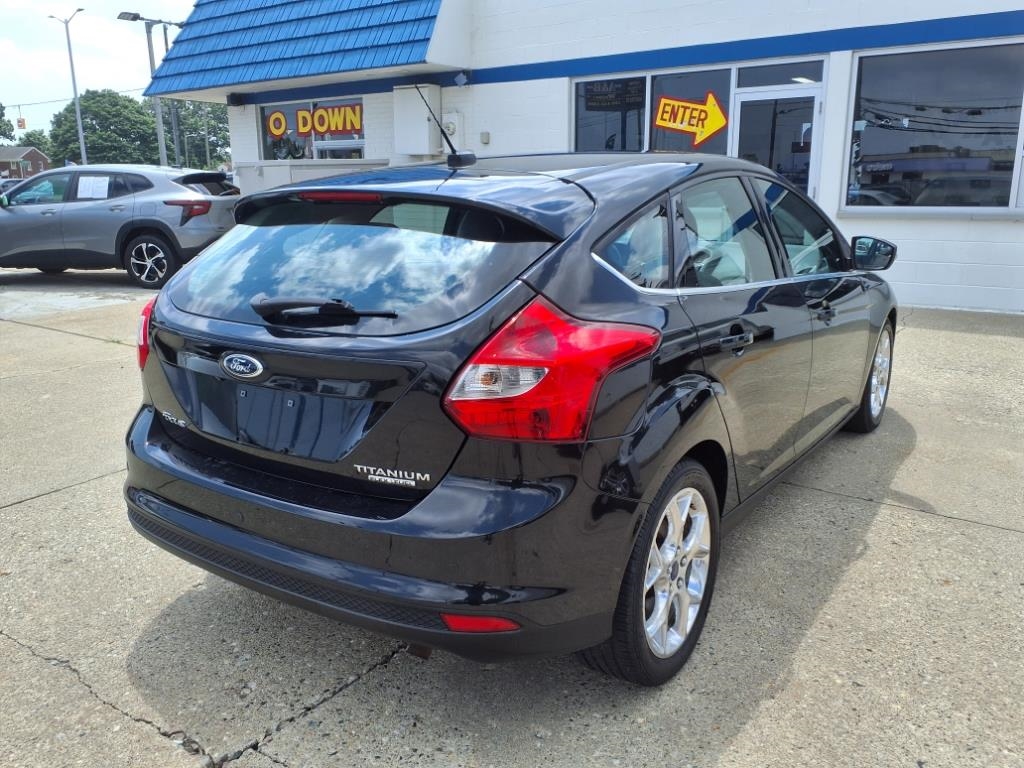 Ford Focus 5dr HB Titanium 2013 Ford Focus 5dr HB Titanium 2013