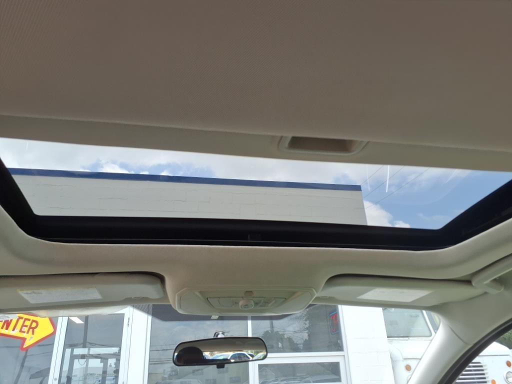 Ford Focus 5dr HB Titanium 2013 Ford Focus 5dr HB Titanium 2013