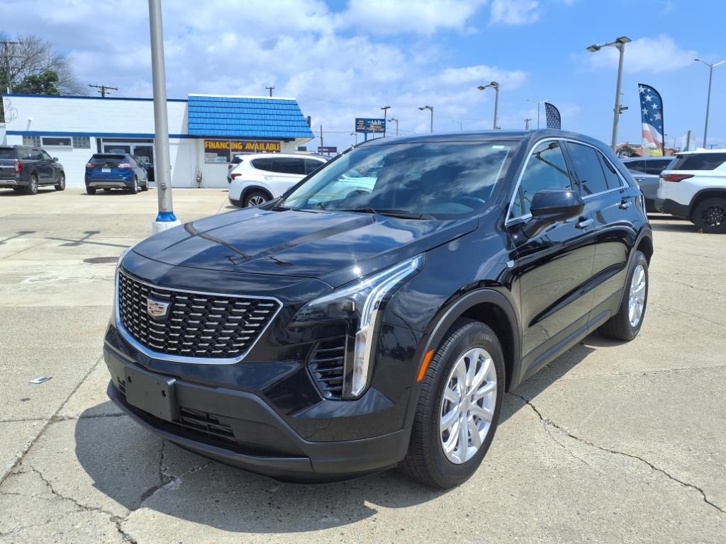 Cadillac XT4 AWD 4dr Luxury 2023 Cadillac XT4 AWD 4dr Luxury 2023